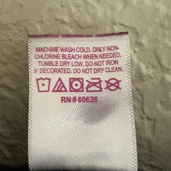 Ladies' Kilauea Point Wildlife Refuge Tank Top in Black, Size M - Picture 11 of 12